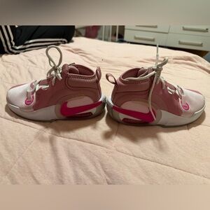 Nike Air Zoom Crossover 2 Girls Basketball Sneakers